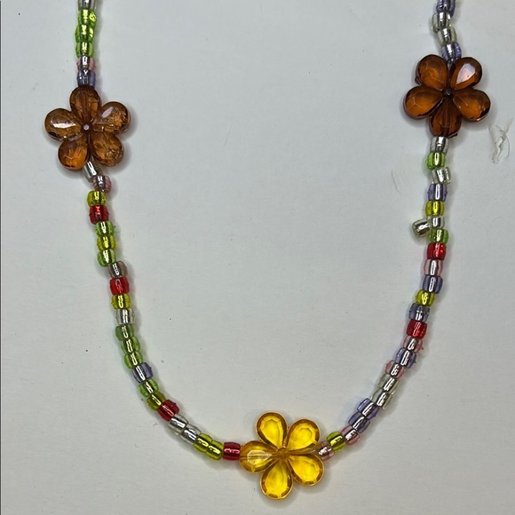 Glasses / sunglasses holder with Yellow and Brown flowers and colorful beads - Picture 5 of 6